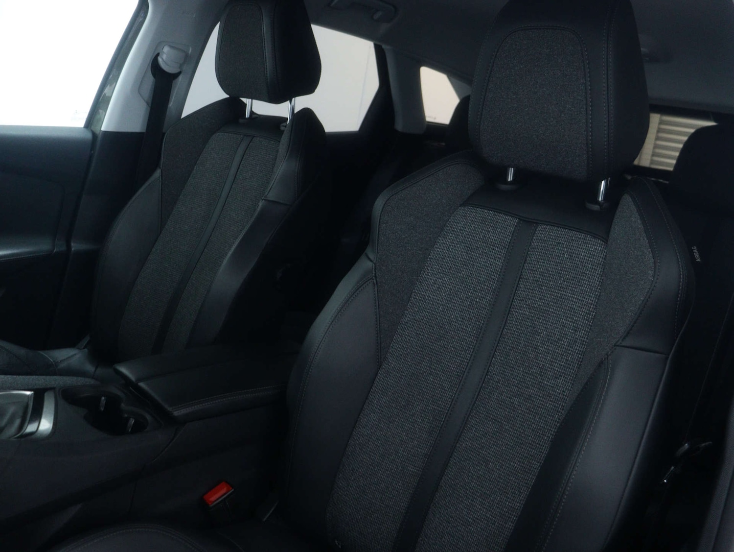 Used Peugeot 3008 2020 for sale - 77528075: Photo 41