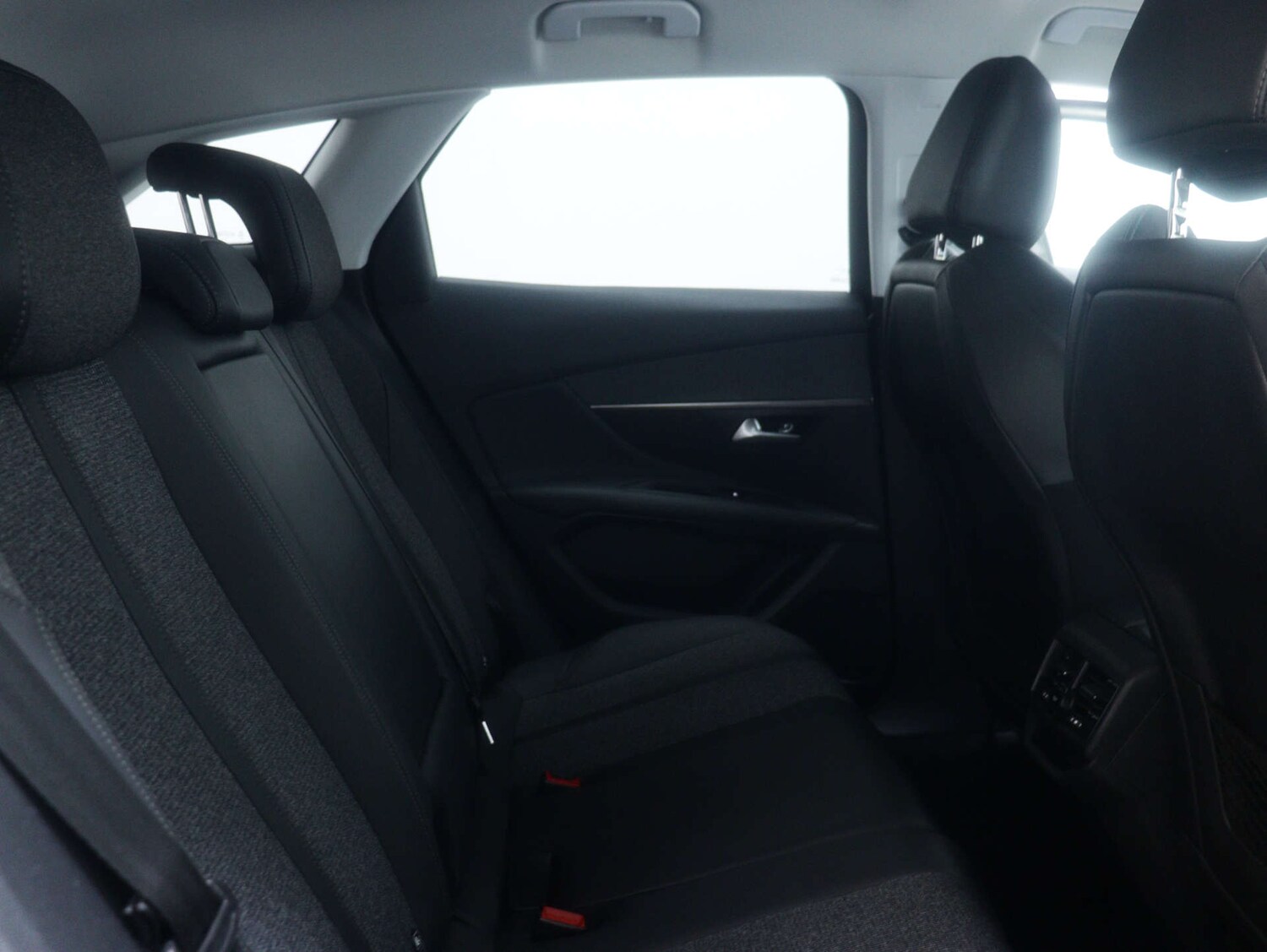 Used Peugeot 3008 2020 for sale - 77528075: Photo 43