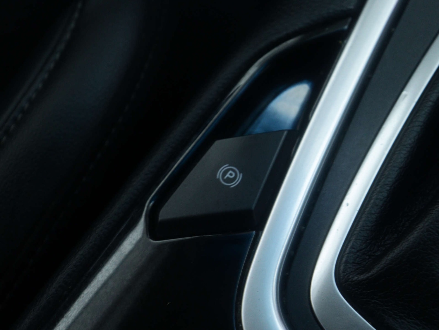 Used Ford Edge 2017 for sale - 76894450: Photo 32