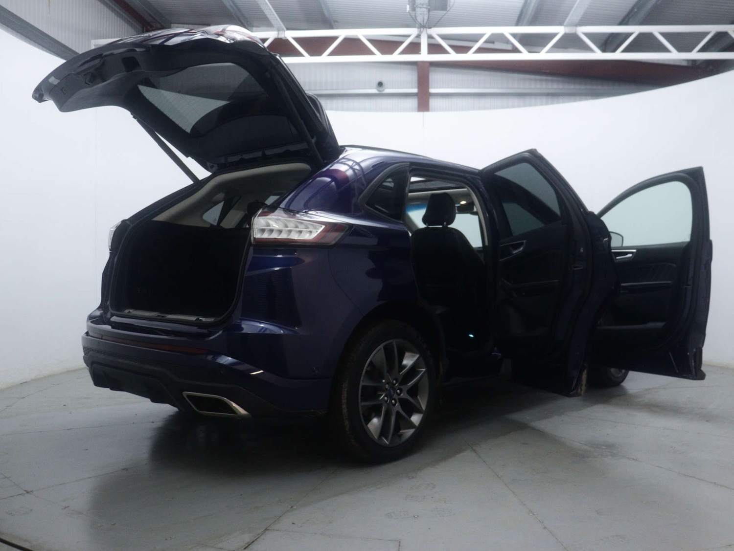 Used Ford Edge 2017 for sale - 76894450: Photo 60