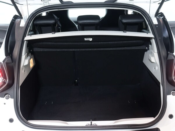 Used Renault Zoe 2020 for sale - 76143238: Photo 51