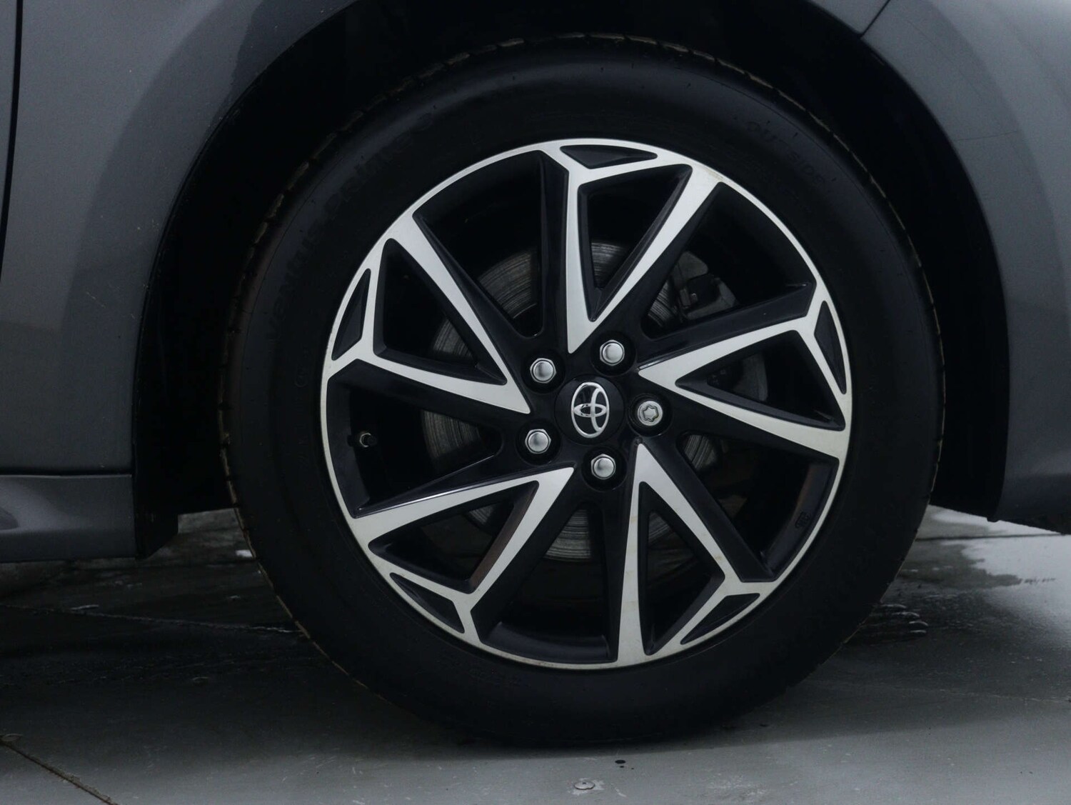 Used Toyota Yaris 2022 for sale - 77364232: Photo 14