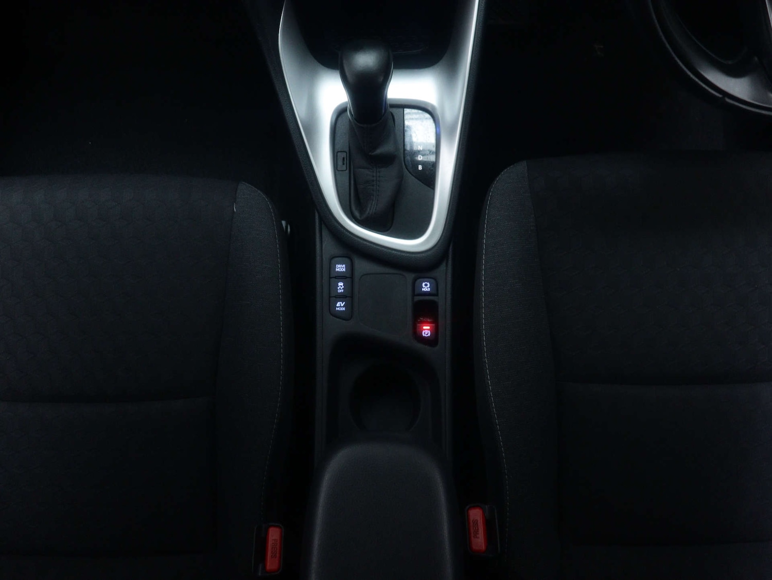 Used Toyota Yaris 2022 for sale - 77364232: Photo 20