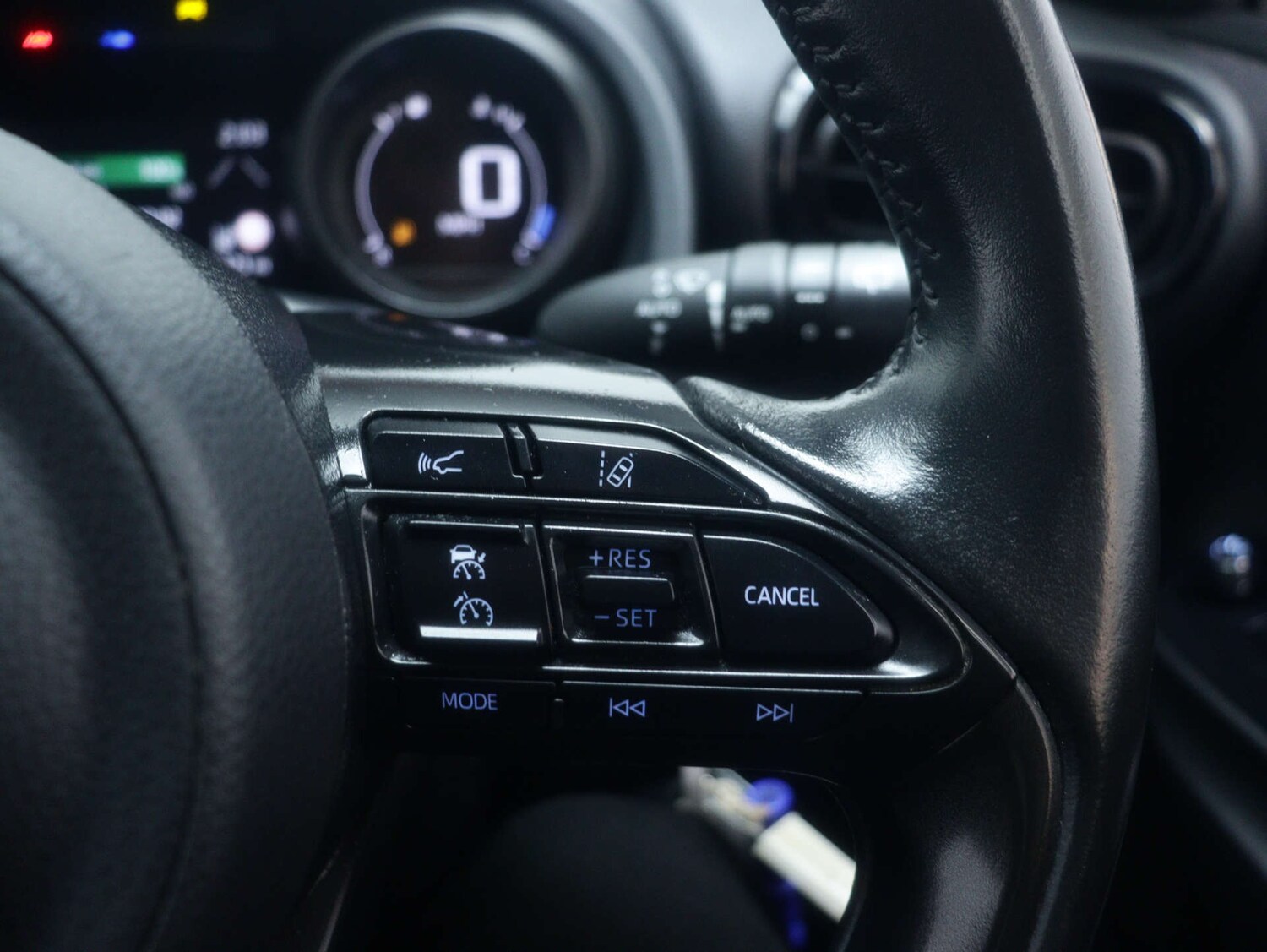 Used Toyota Yaris 2022 for sale - 77364232: Photo 34