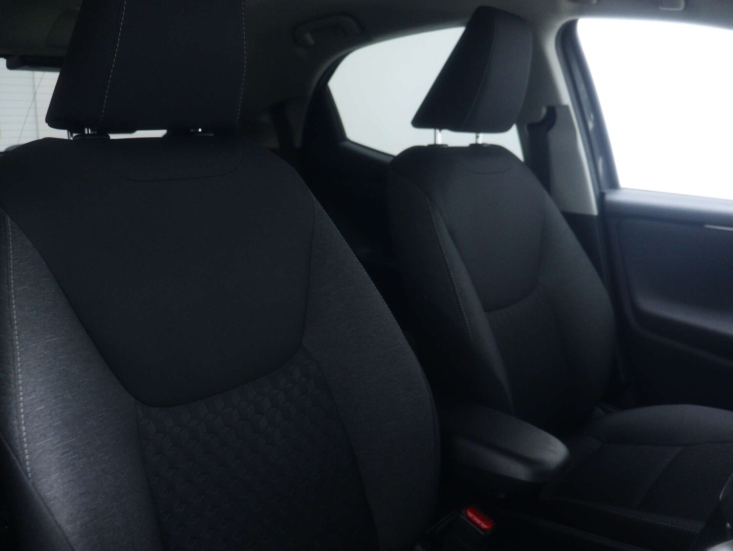 Used Toyota Yaris 2022 for sale - 77364232: Photo 41