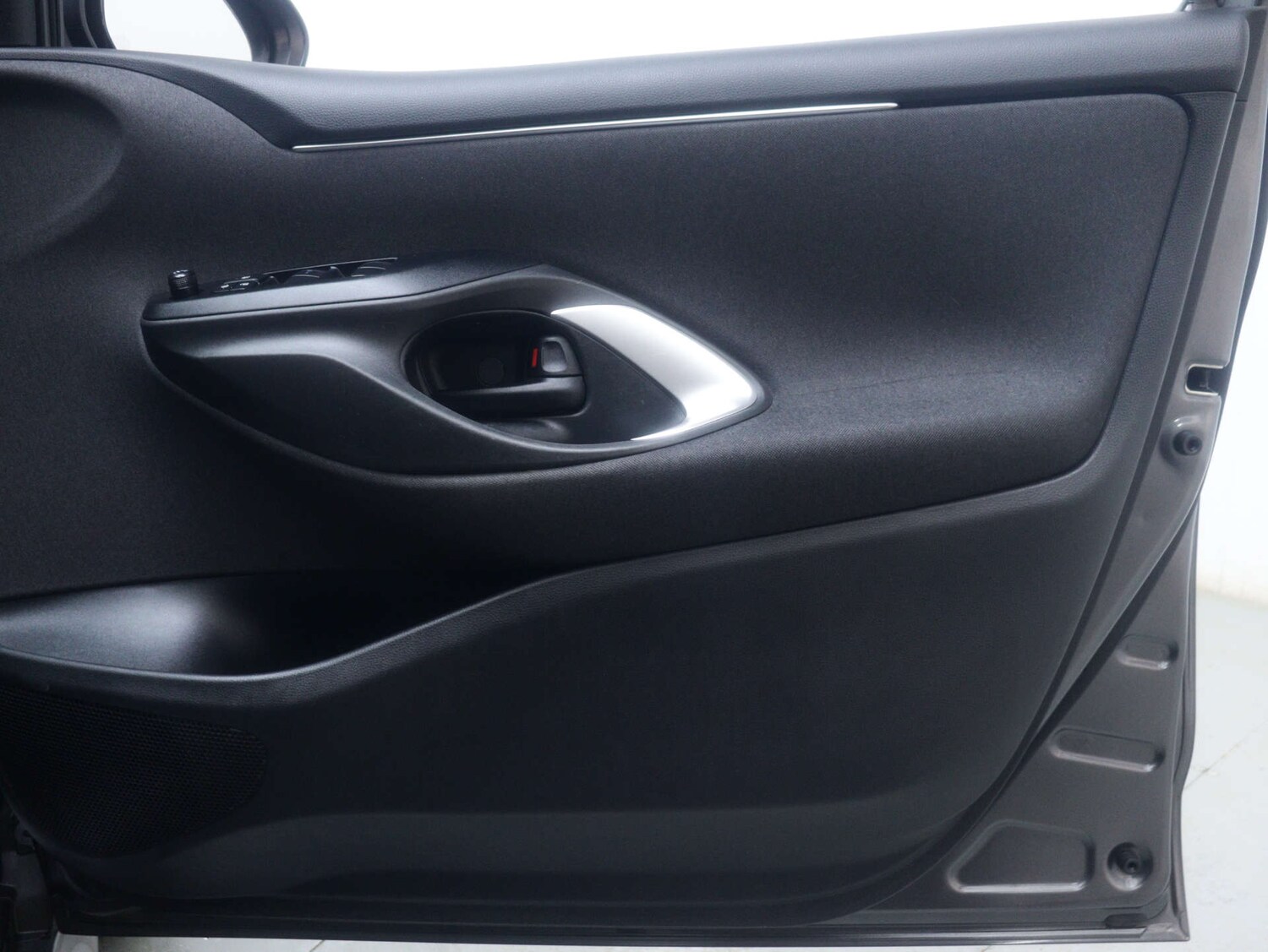 Used Toyota Yaris 2022 for sale - 77364232: Photo 42