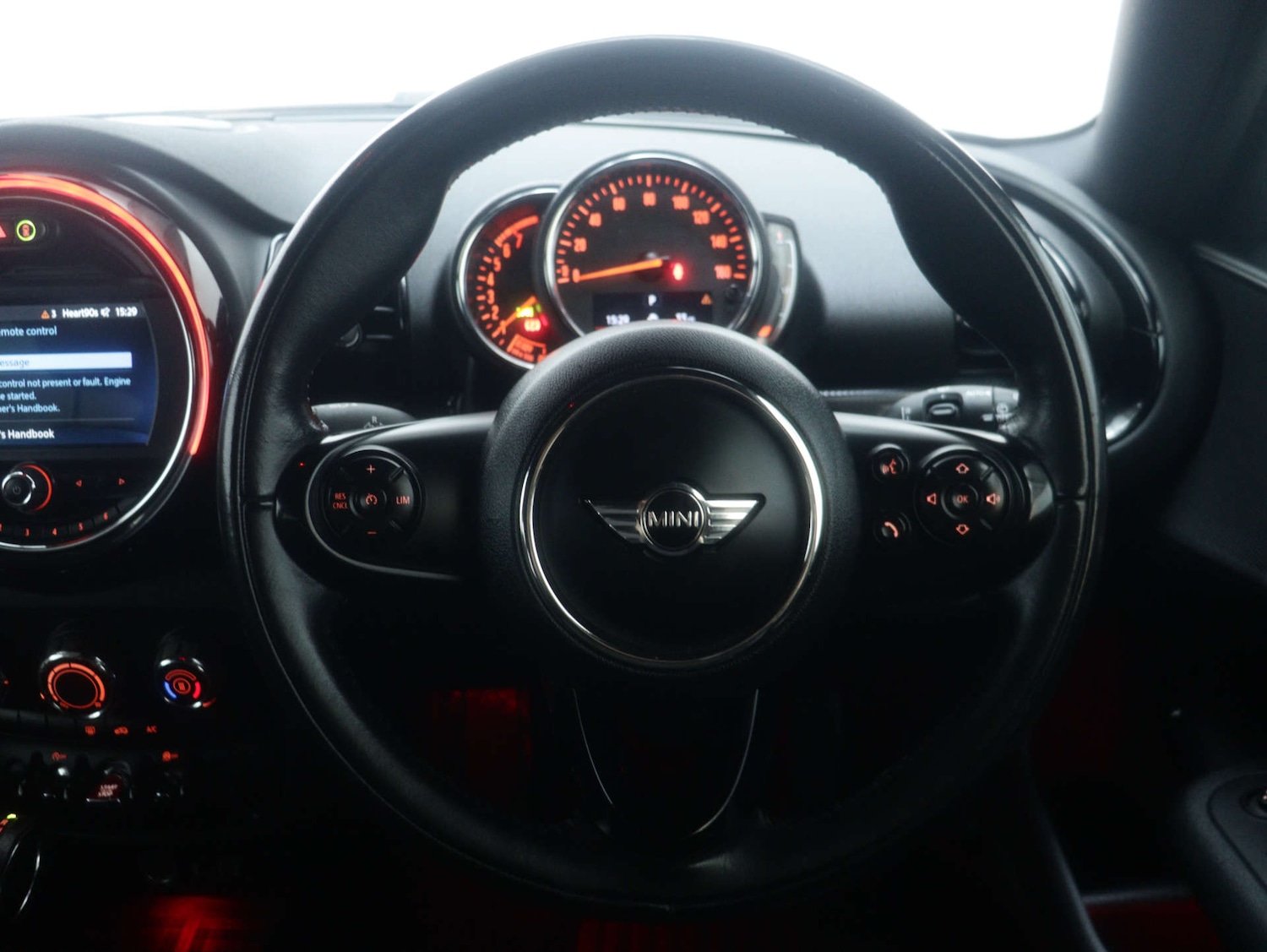 Used MINI Clubman 2018 for sale - 76894402: Photo 18