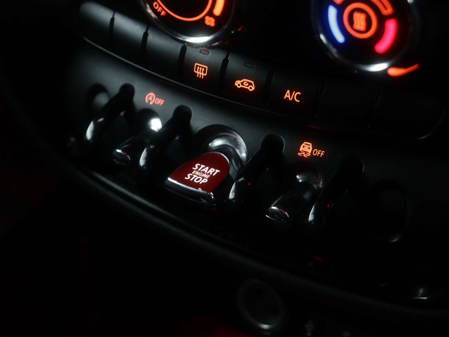 Used MINI Clubman 2018 for sale - 76894402: Photo 27