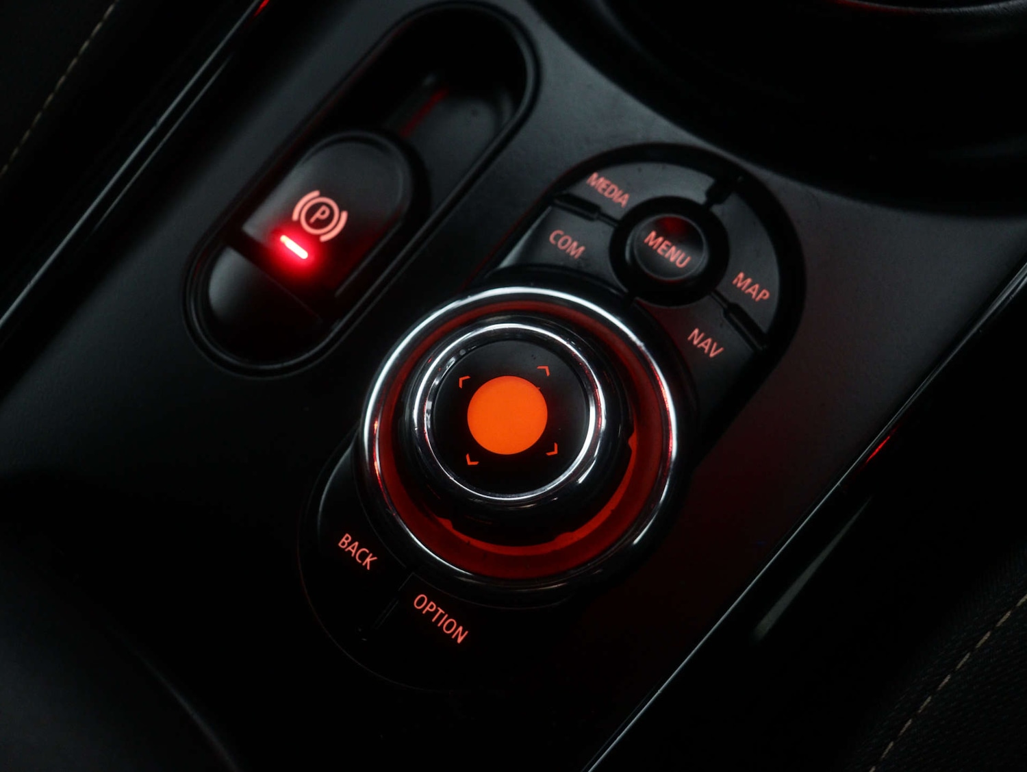 Used MINI Clubman 2018 for sale - 76894402: Photo 28