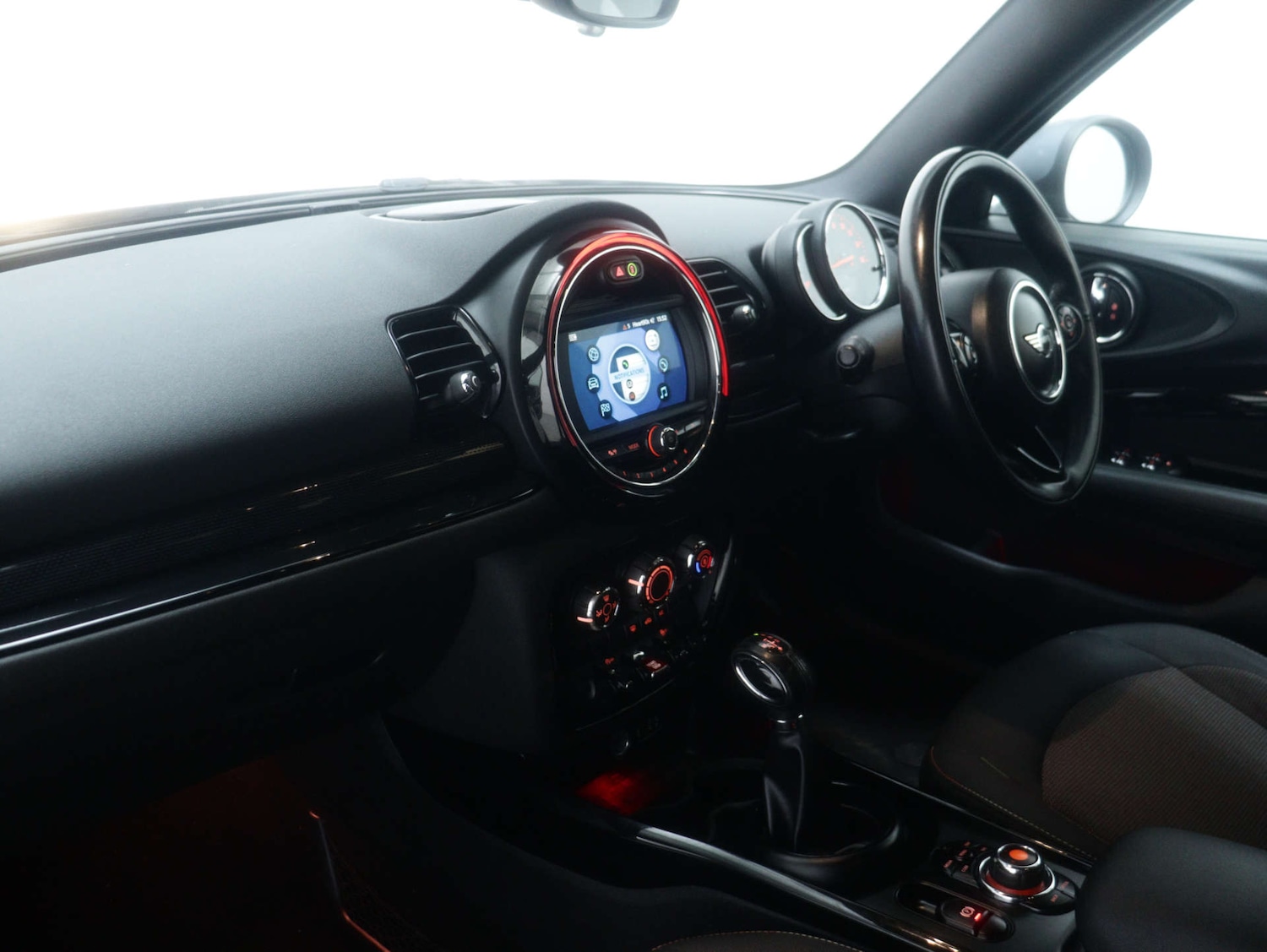 Used MINI Clubman 2018 for sale - 76894402: Photo 40