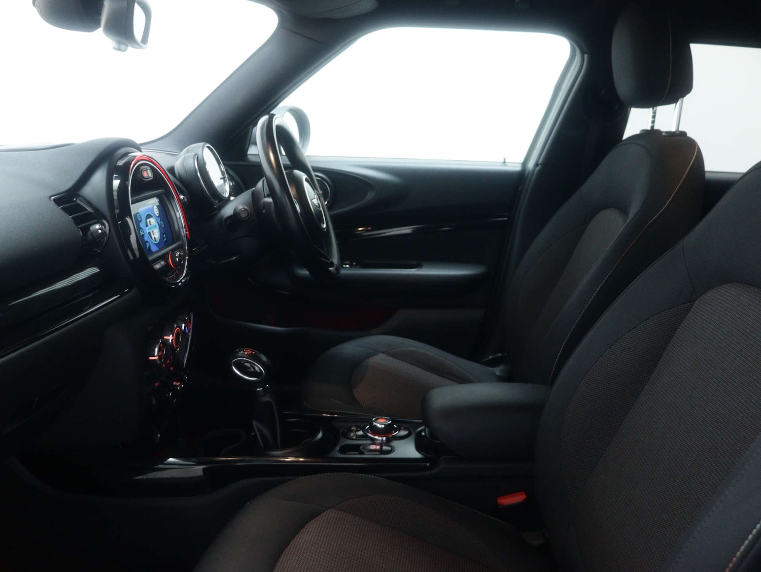 Used MINI Clubman 2018 for sale - 76894402: Photo 41