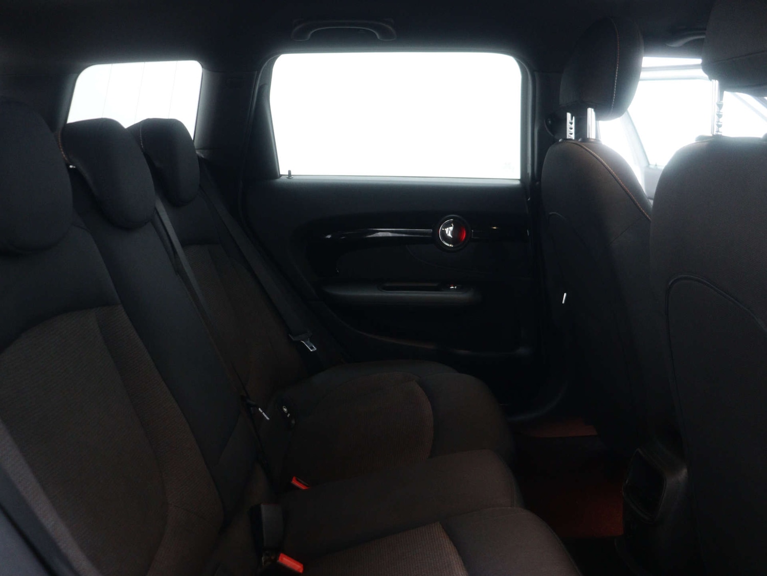 Used MINI Clubman 2018 for sale - 76894402: Photo 45