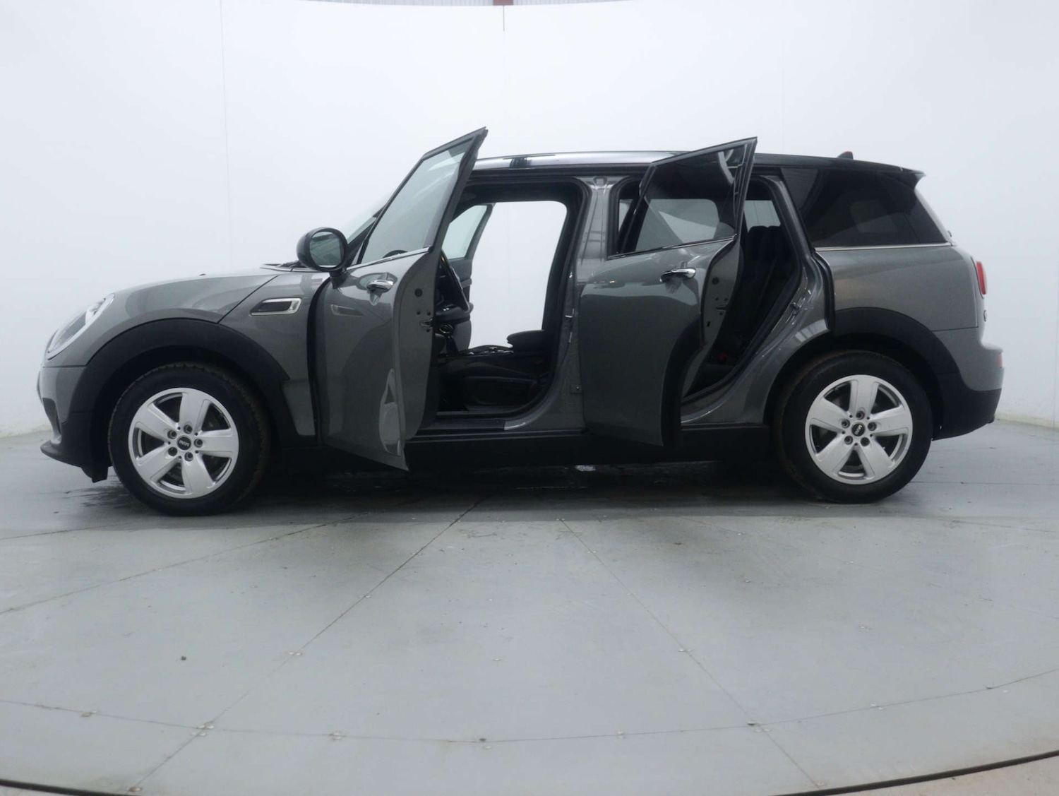 Used MINI Clubman 2018 for sale - 76894402: Photo 50