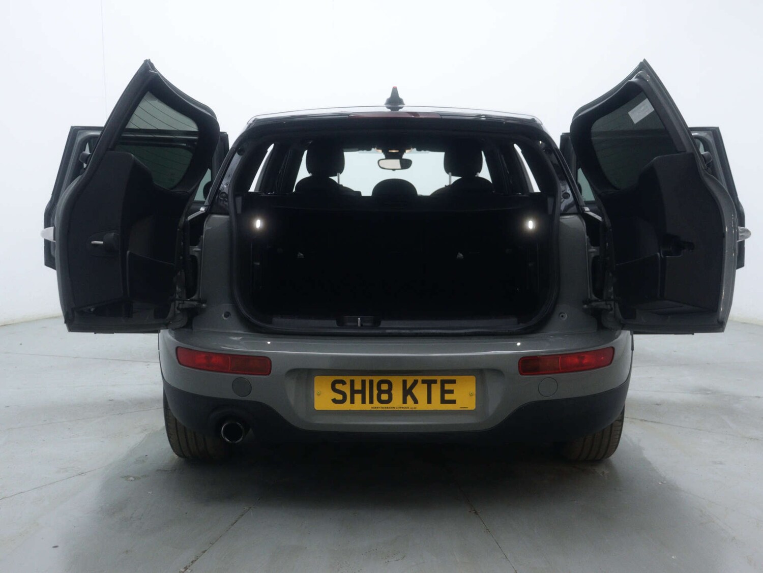 Used MINI Clubman 2018 for sale - 76894402: Photo 52