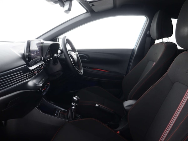 Used Hyundai i20 2023 for sale - 76143237: Photo 44