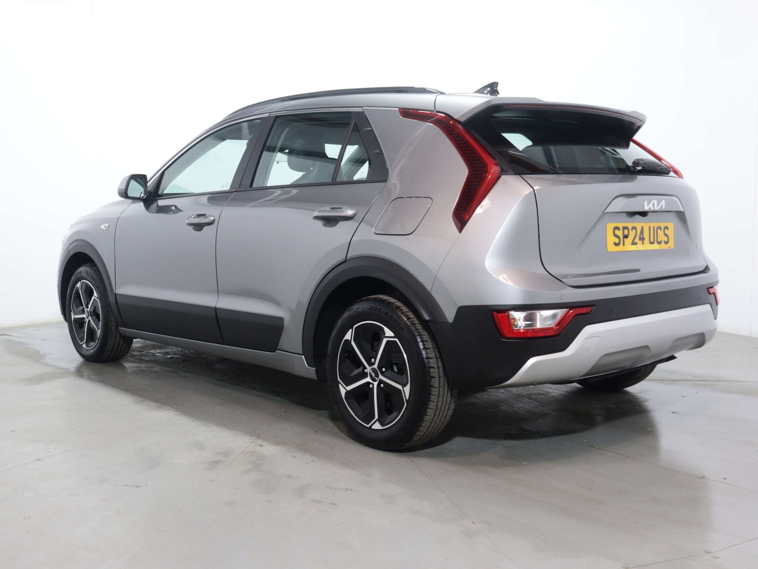 Used Kia Niro 2024 for sale - 75795181: Photo 8