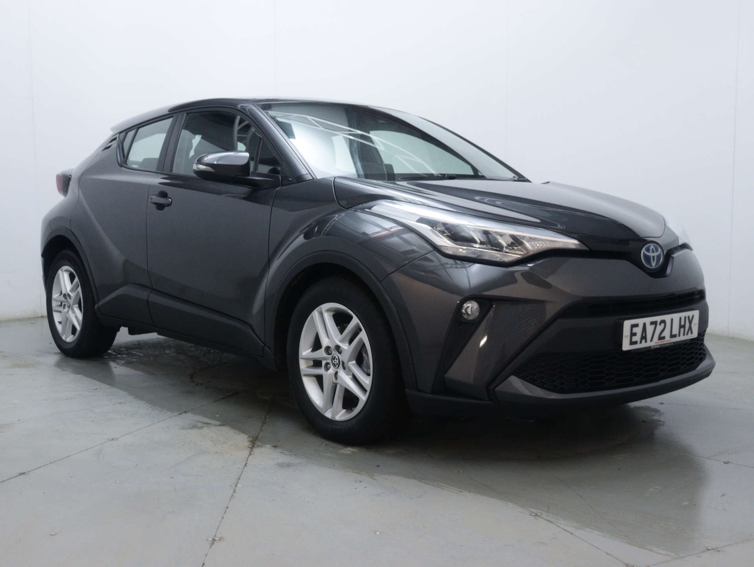 Used Toyota C-HR 2022 for sale - 76894416: Photo 1
