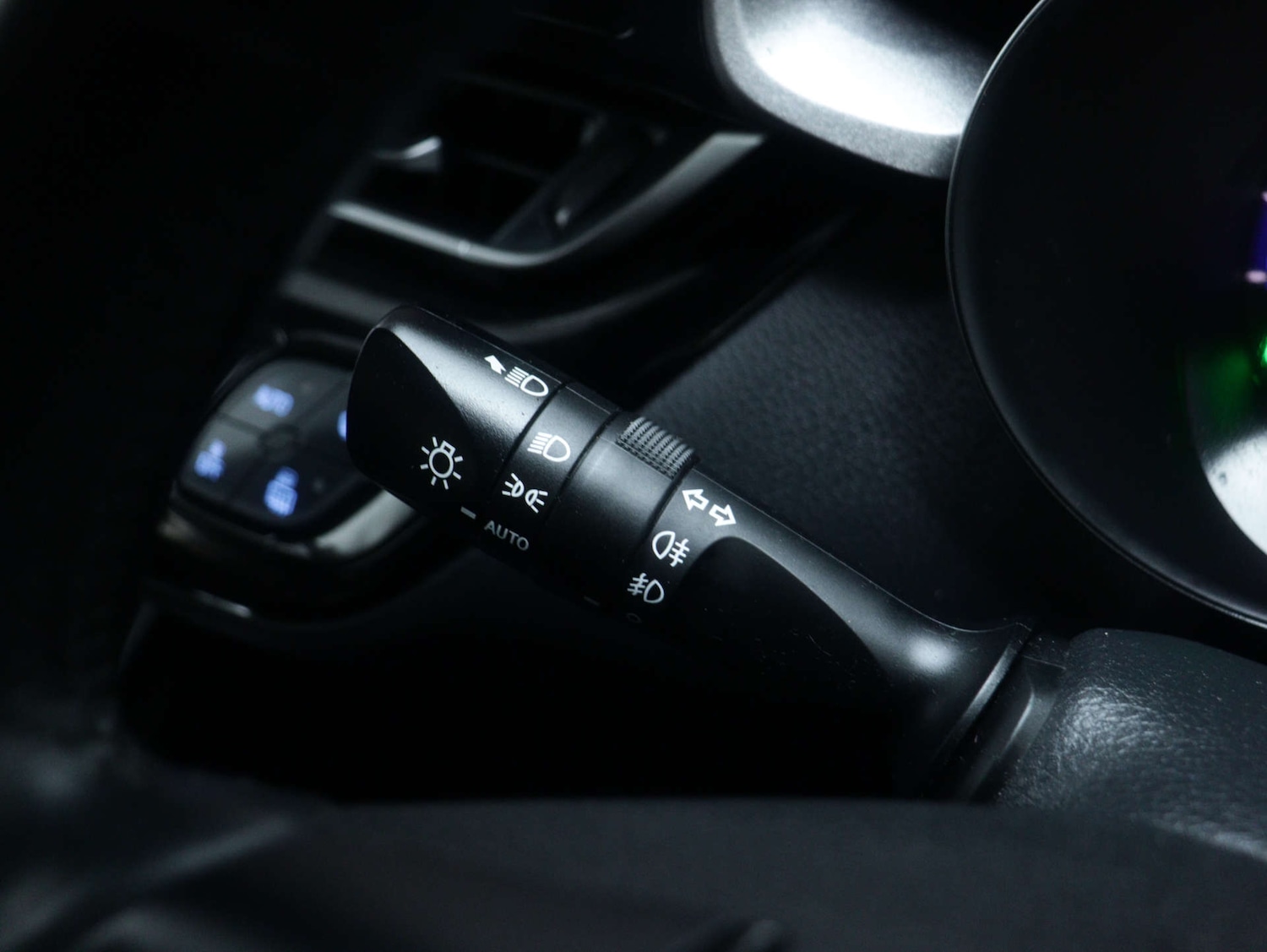 Used Toyota C-HR 2022 for sale - 76894416: Photo 33