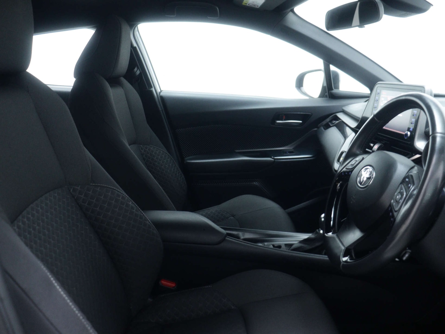 Used Toyota C-HR 2022 for sale - 76894416: Photo 37