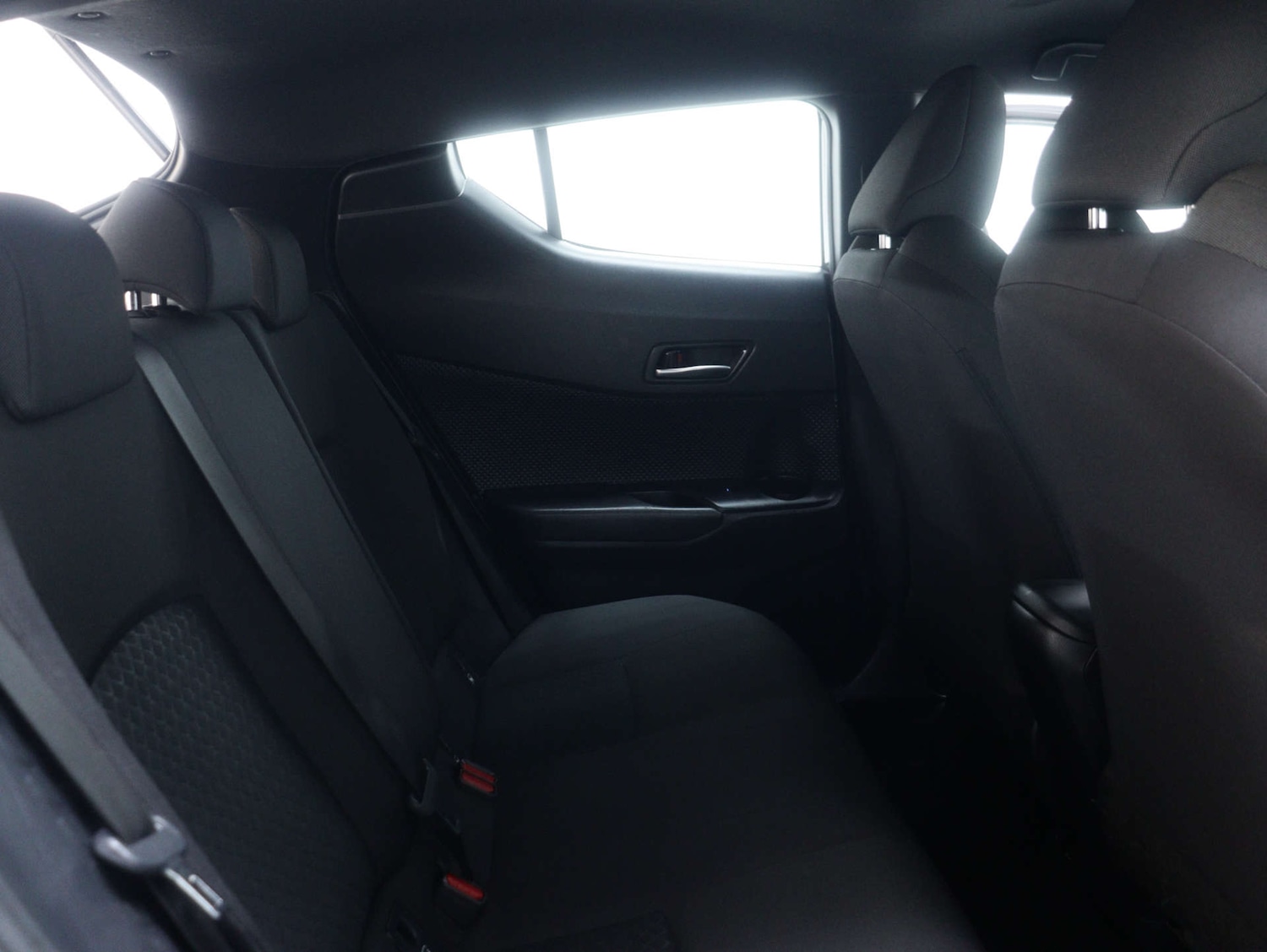 Used Toyota C-HR 2022 for sale - 76894416: Photo 44