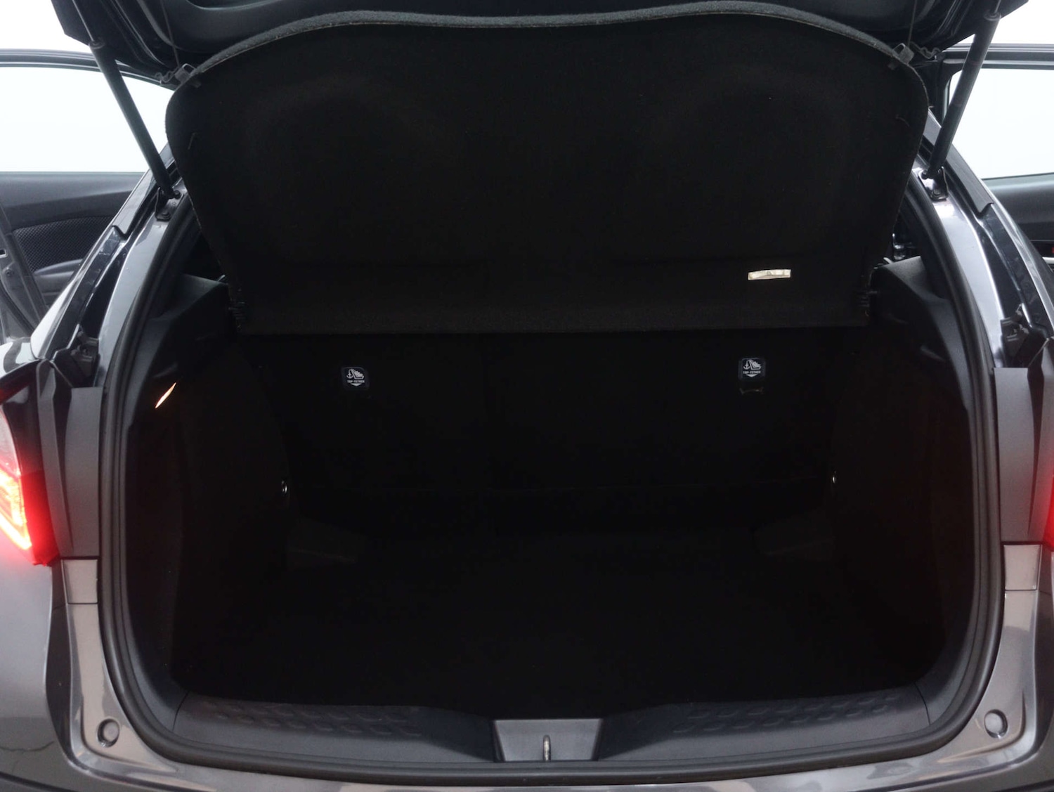 Used Toyota C-HR 2022 for sale - 76894416: Photo 45