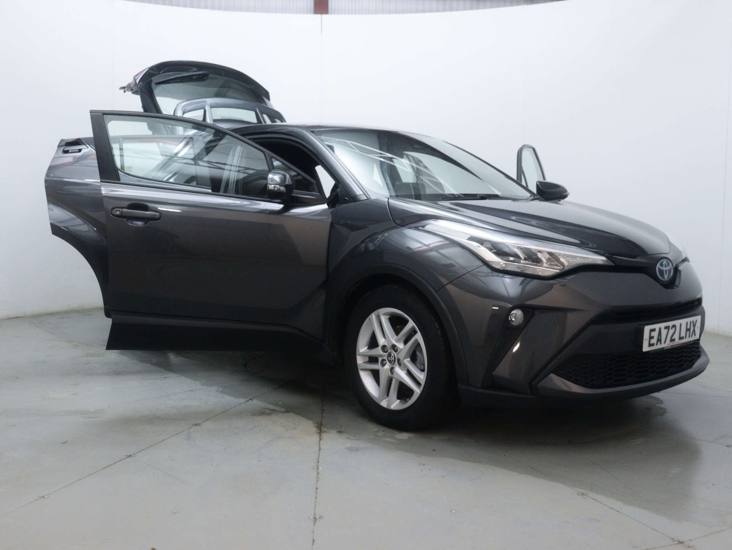 Used Toyota C-HR 2022 for sale - 76894416: Photo 46