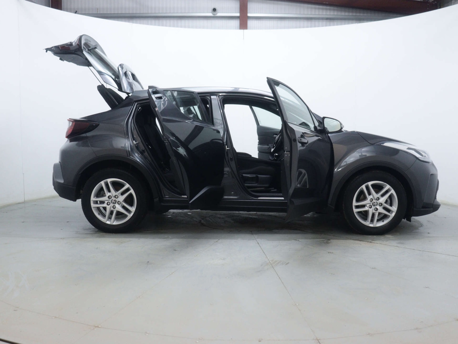 Used Toyota C-HR 2022 for sale - 76894416: Photo 53