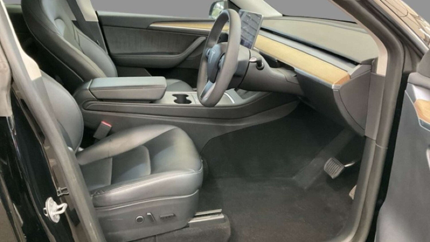 Used Tesla Model Y 2023 for sale - 77963197: Photo 10