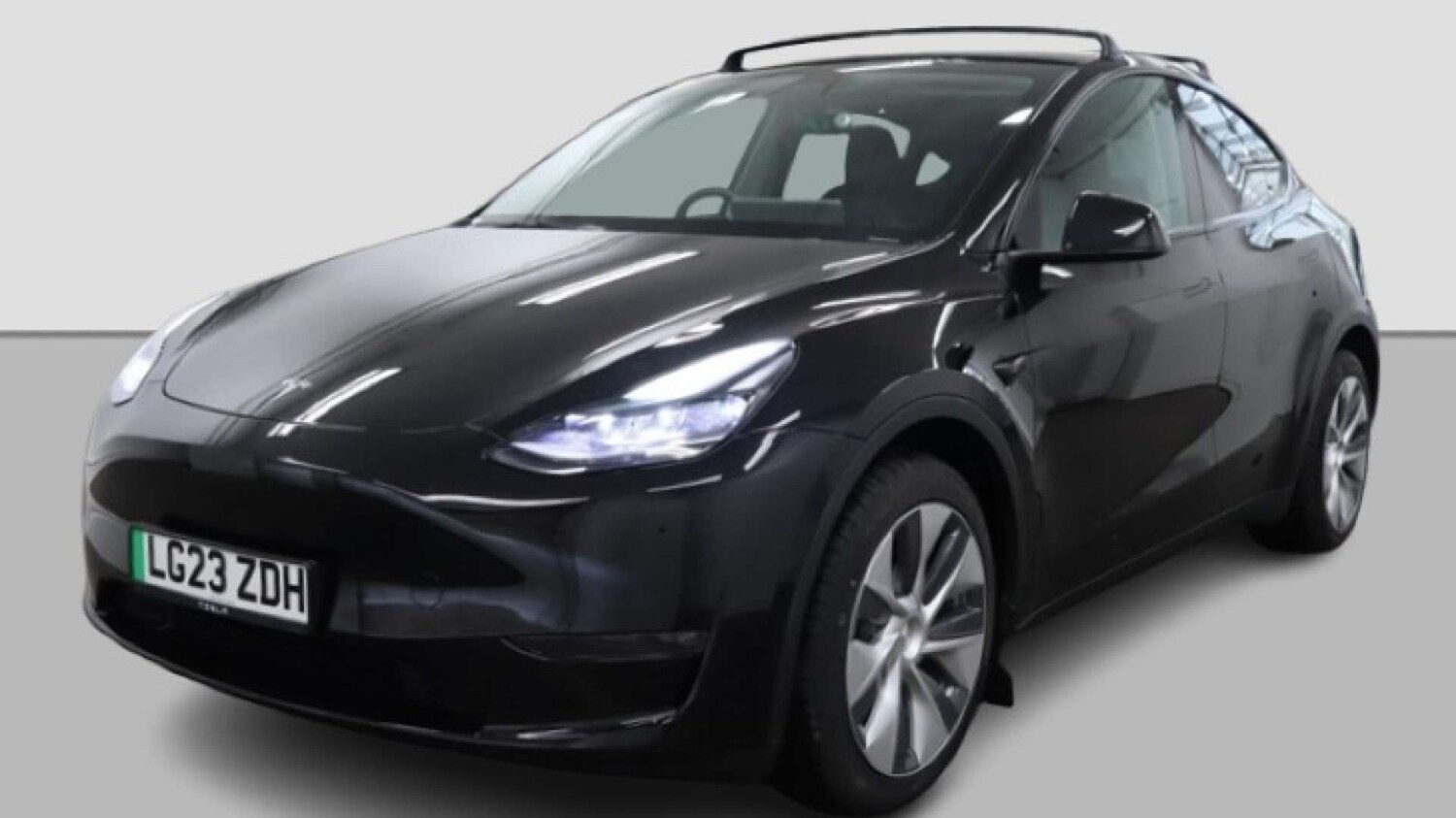 Used Tesla Model Y 2023 for sale - 77963197: Photo 5