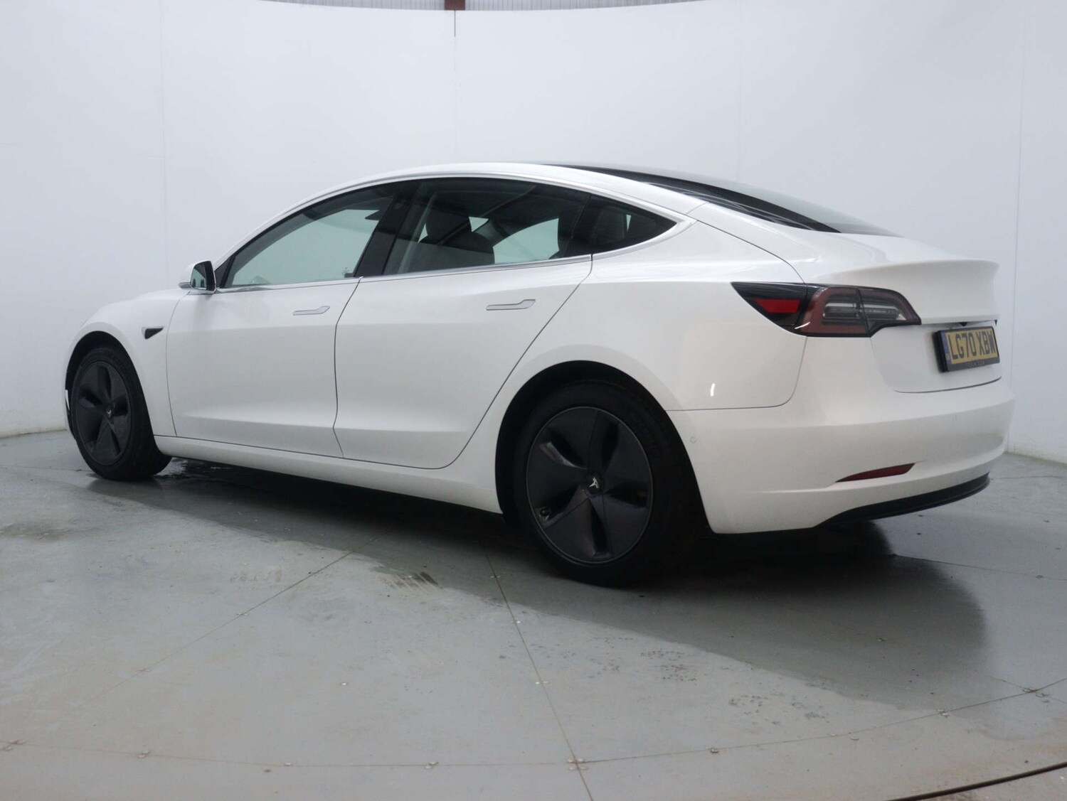 Used Tesla Model 3 2020 for sale - 77469796: Photo 10