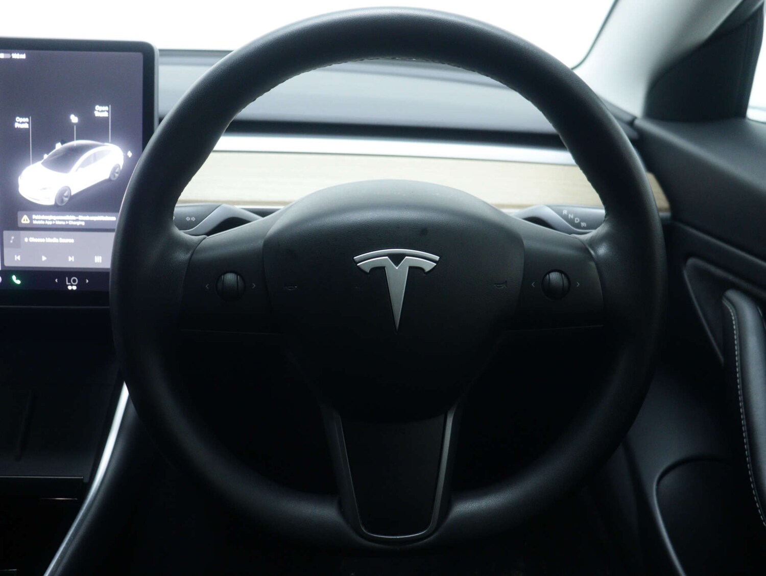 Used Tesla Model 3 2020 for sale - 77469796: Photo 18