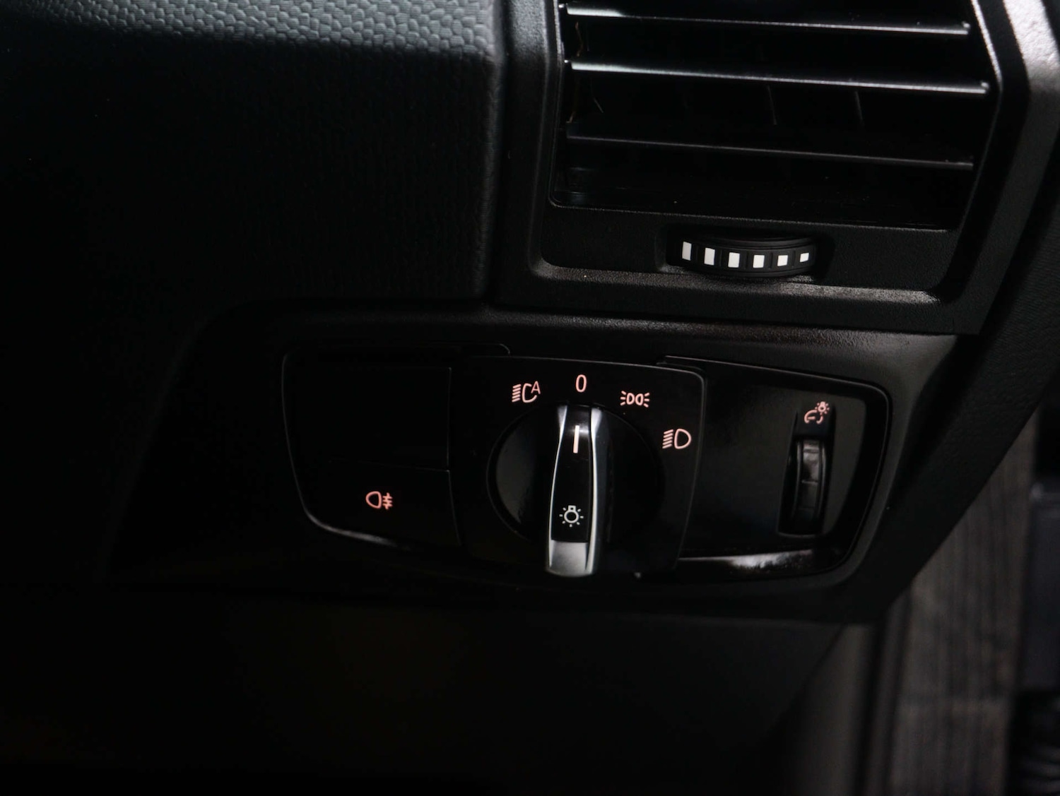 Used BMW i3 2022 for sale - 77259158: Photo 40