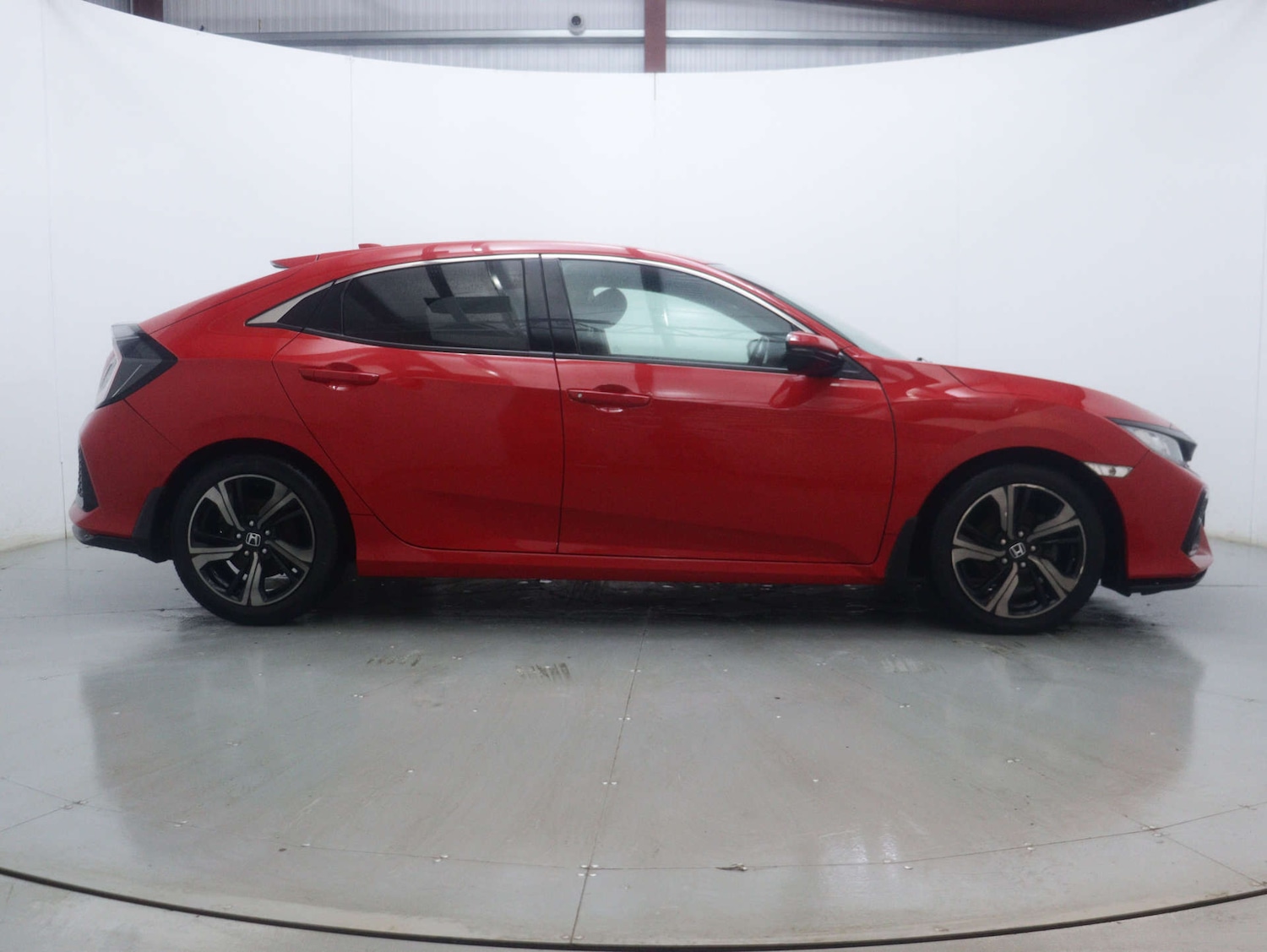 Used Honda Civic 2018 for sale - 77529408: Photo 12