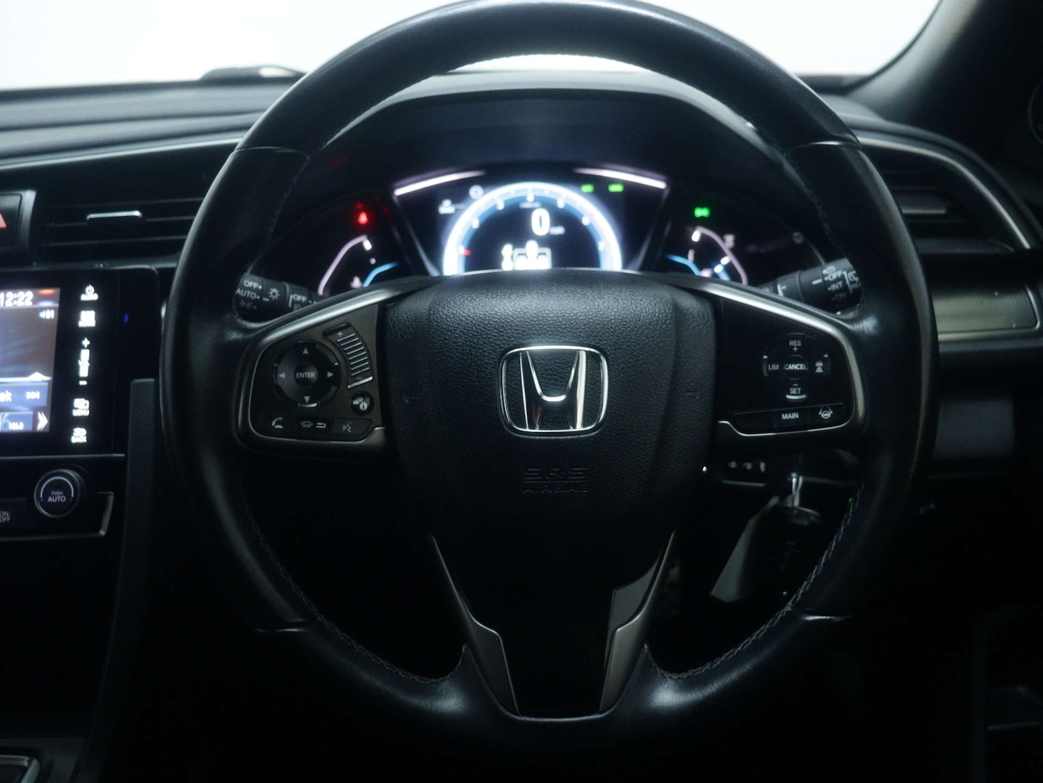 Used Honda Civic 2018 for sale - 77529408: Photo 18