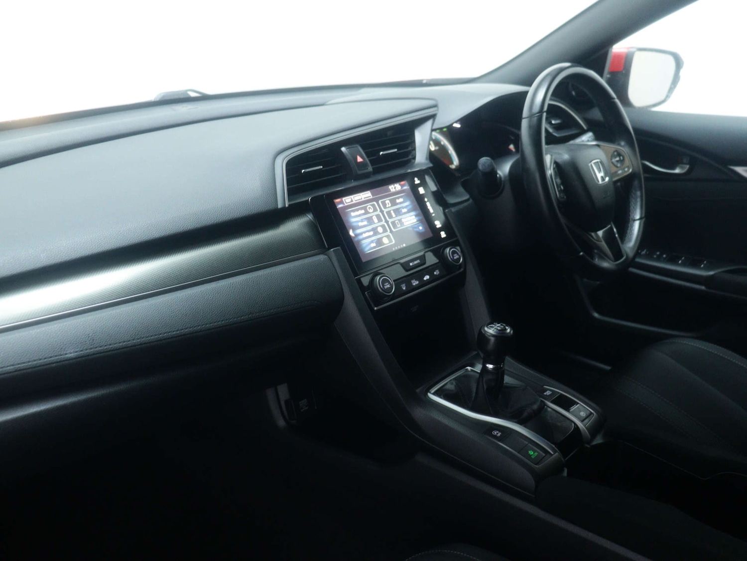 Used Honda Civic 2018 for sale - 77529408: Photo 44