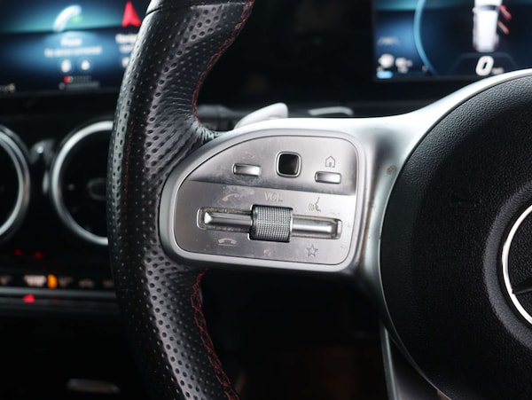 Used Mercedes-Benz GLB 2021 for sale - 75638762: Photo 34