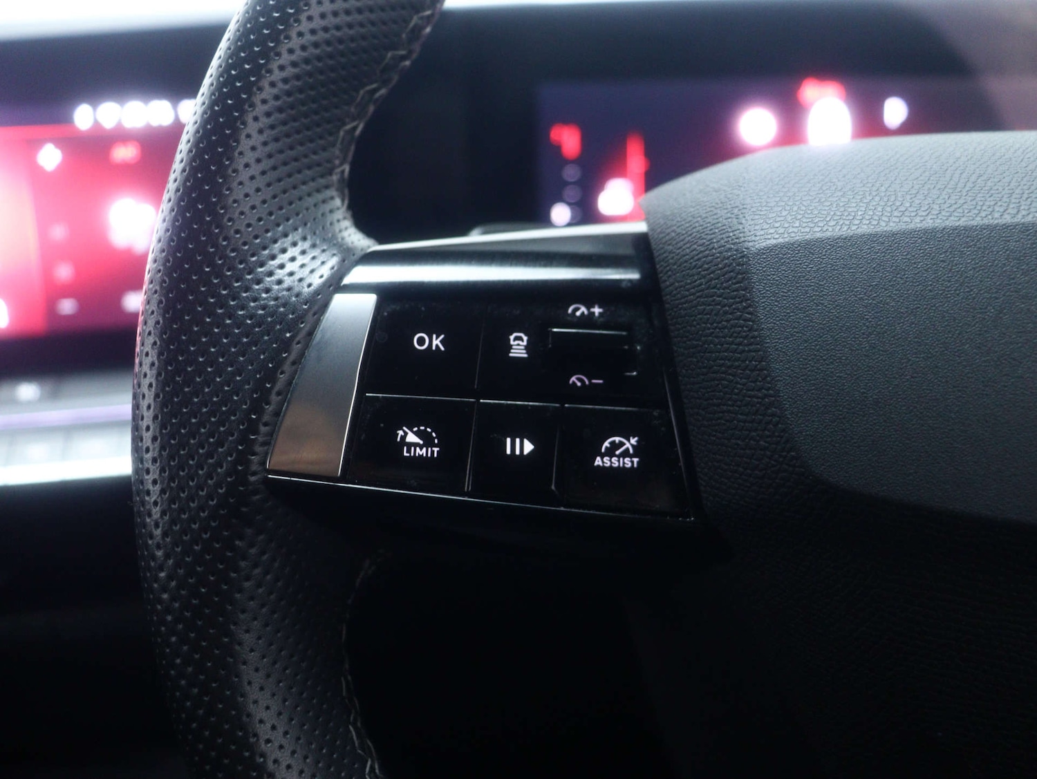 Used Vauxhall Astra 2023 for sale - 77353613: Photo 35