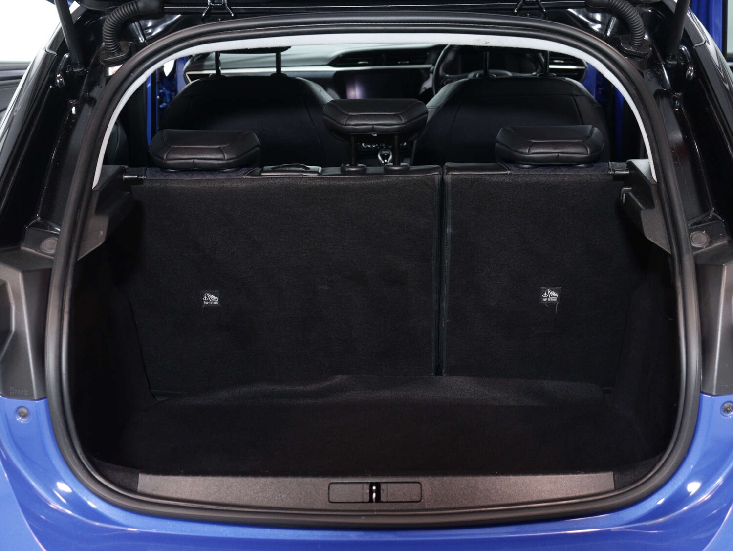 Vehicle 44