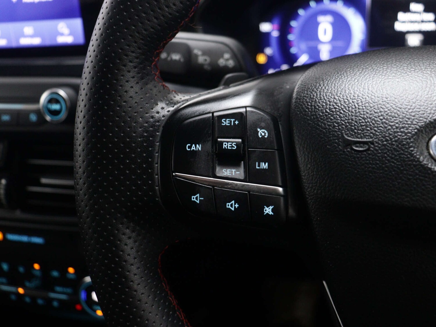 Used Ford Focus 2020 for sale - 75893709: Photo 31