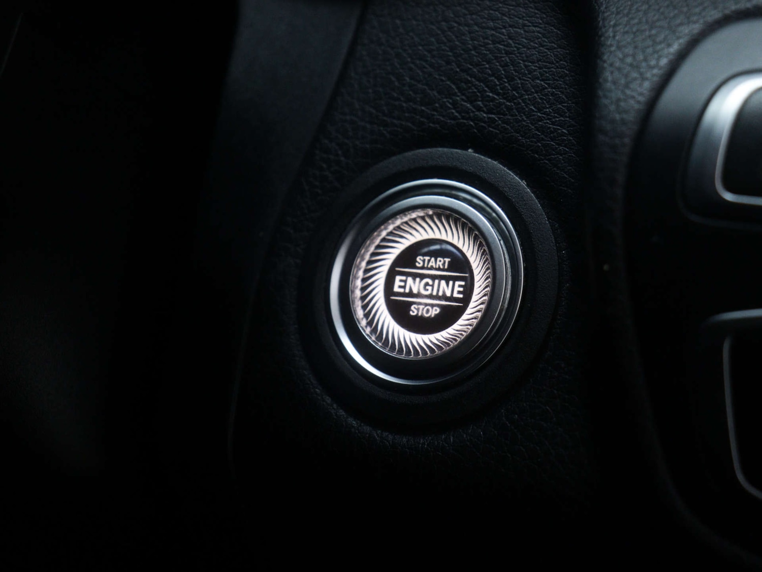 Used Mercedes-Benz C Class 2019 for sale - 76599661: Photo 33