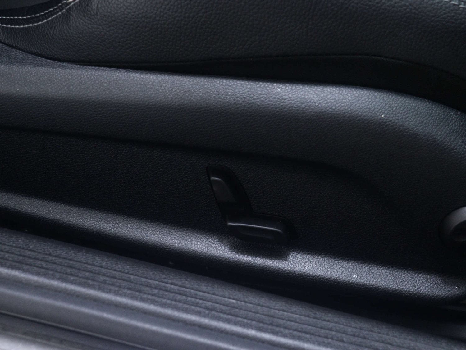 Used Mercedes-Benz C Class 2019 for sale - 76599661: Photo 37