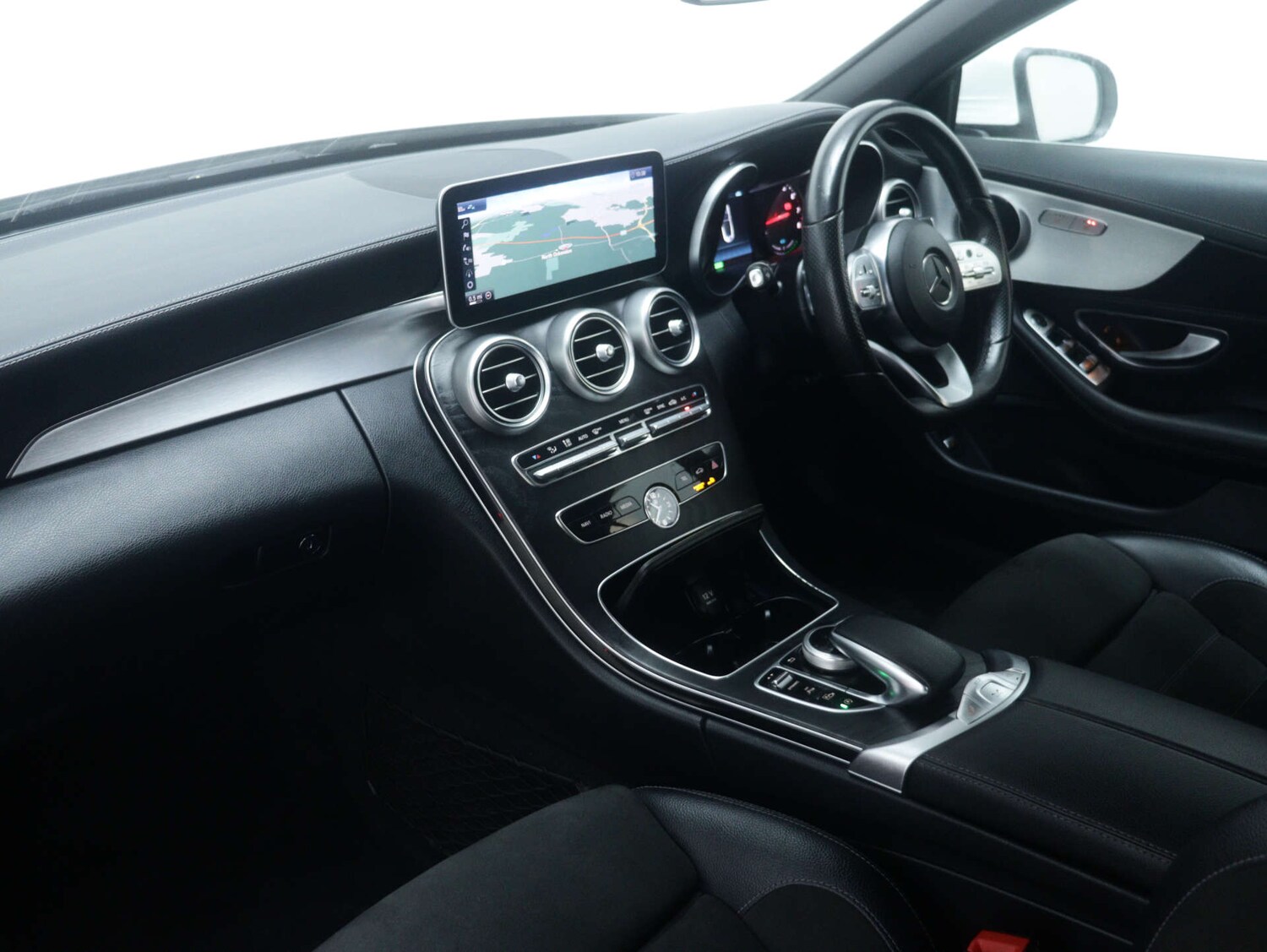 Used Mercedes-Benz C Class 2019 for sale - 76599661: Photo 42