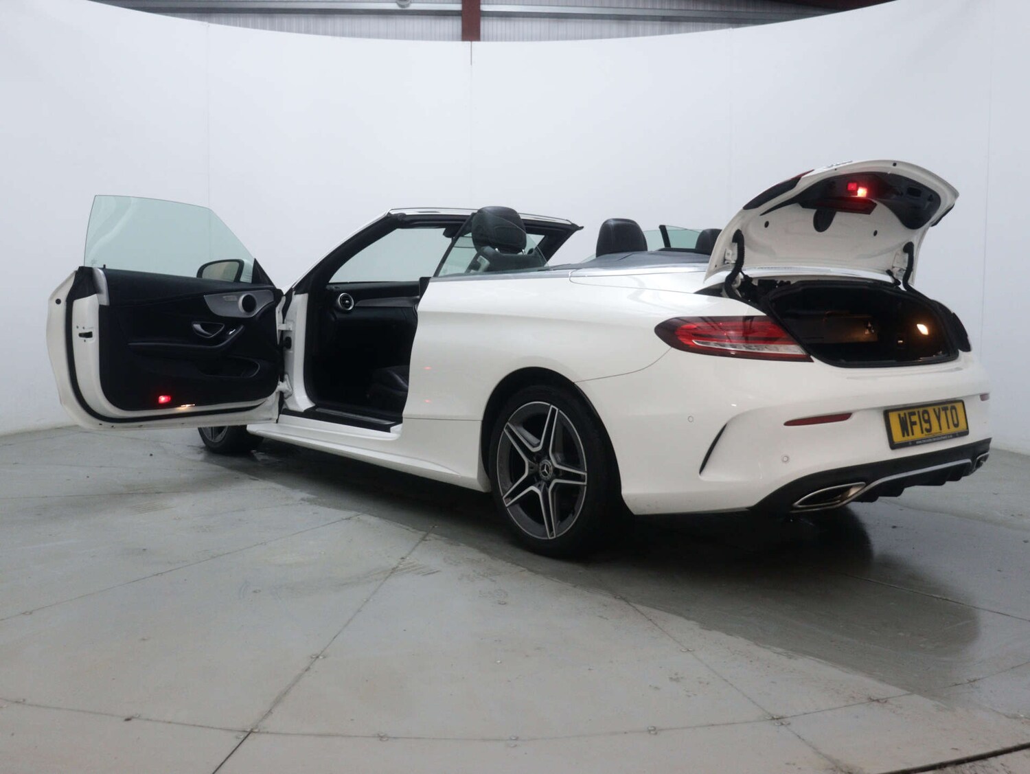 Used Mercedes-Benz C Class 2019 for sale - 76599661: Photo 51