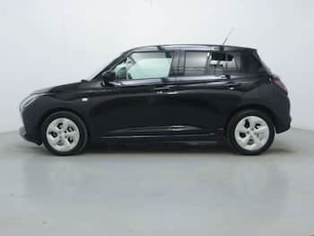 Used Suzuki Swift 2024 for sale - 79548231: Photo