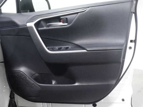 Used Toyota RAV4 2021 for sale - 75178542: Photo 41