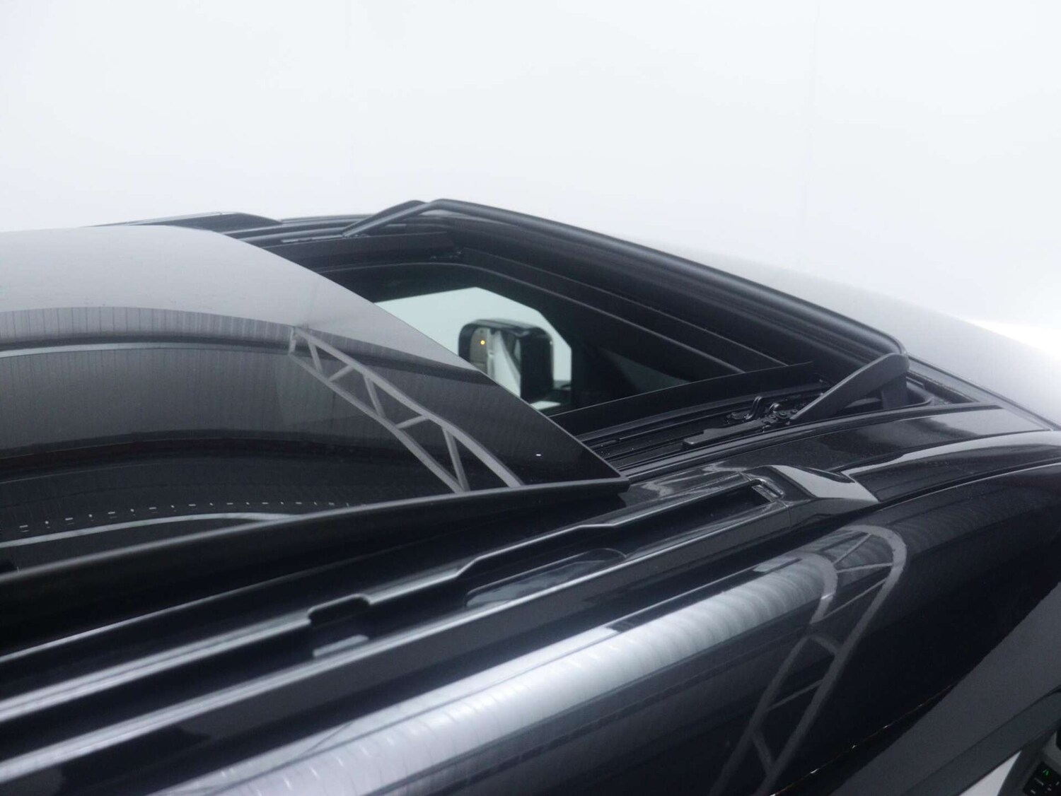 Used Land Rover Defender 2024 for sale - 77339225: Photo 24