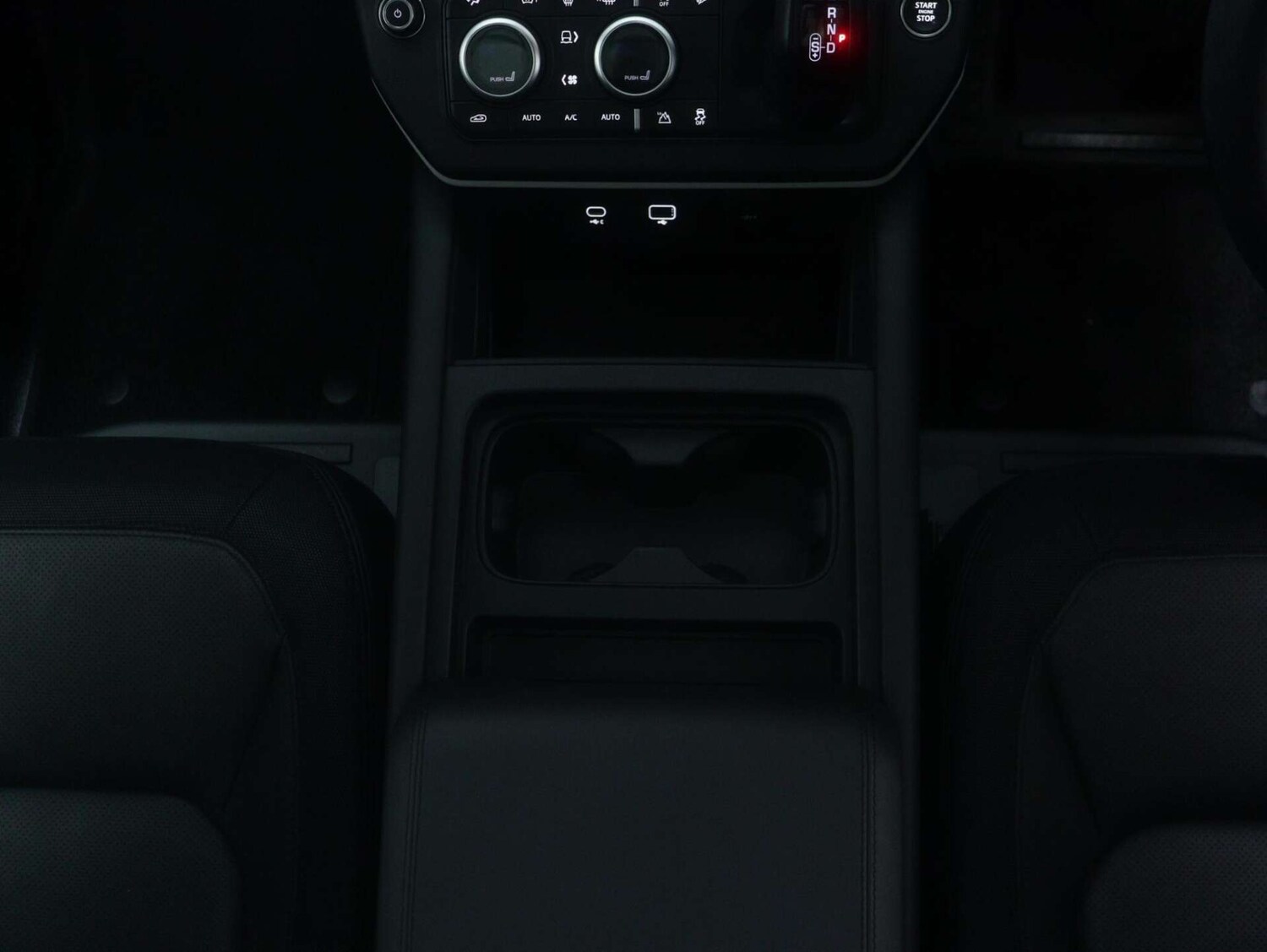 Used Land Rover Defender 2024 for sale - 77339225: Photo 30