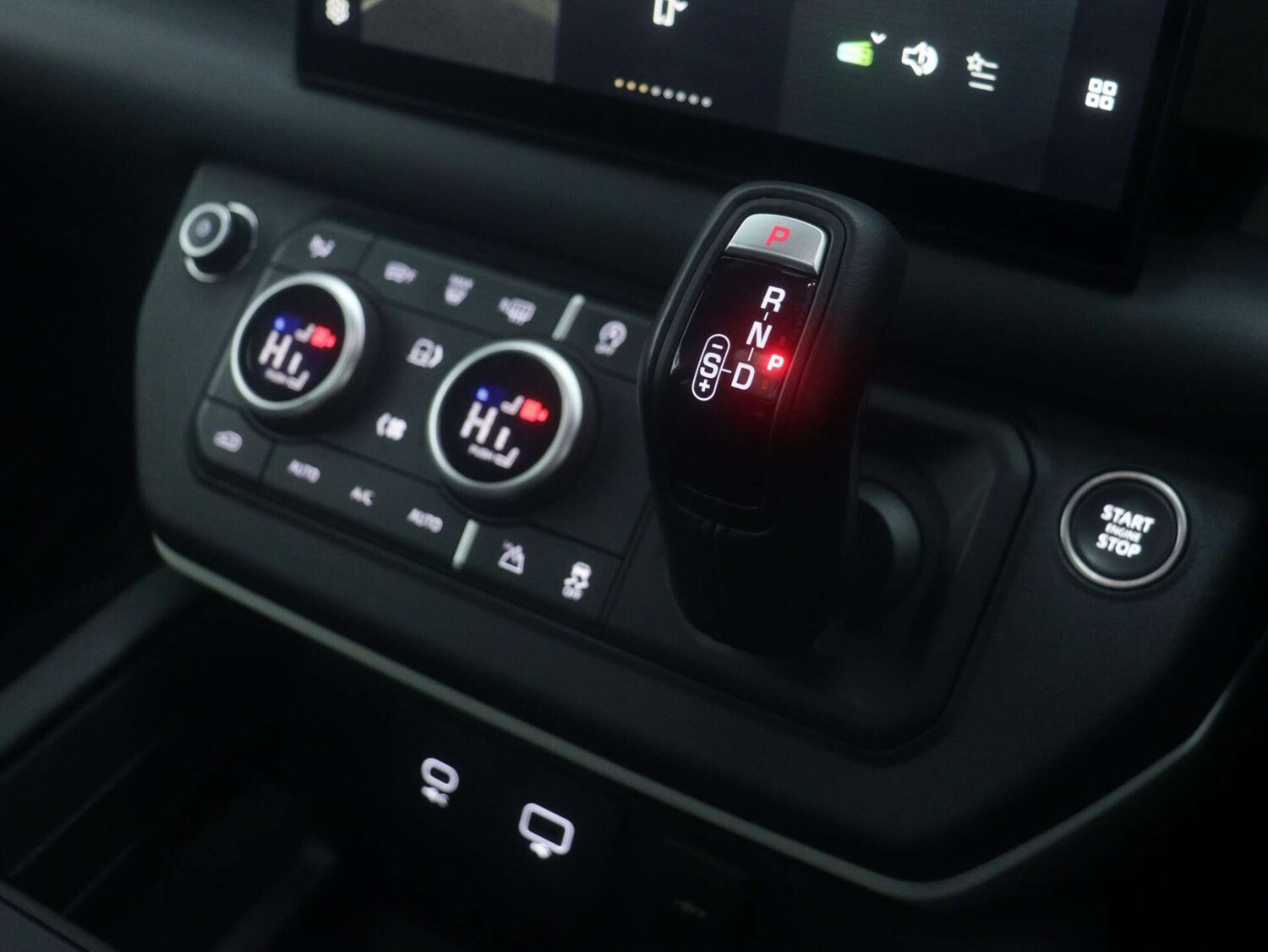 Used Land Rover Defender 2024 for sale - 77339225: Photo 49