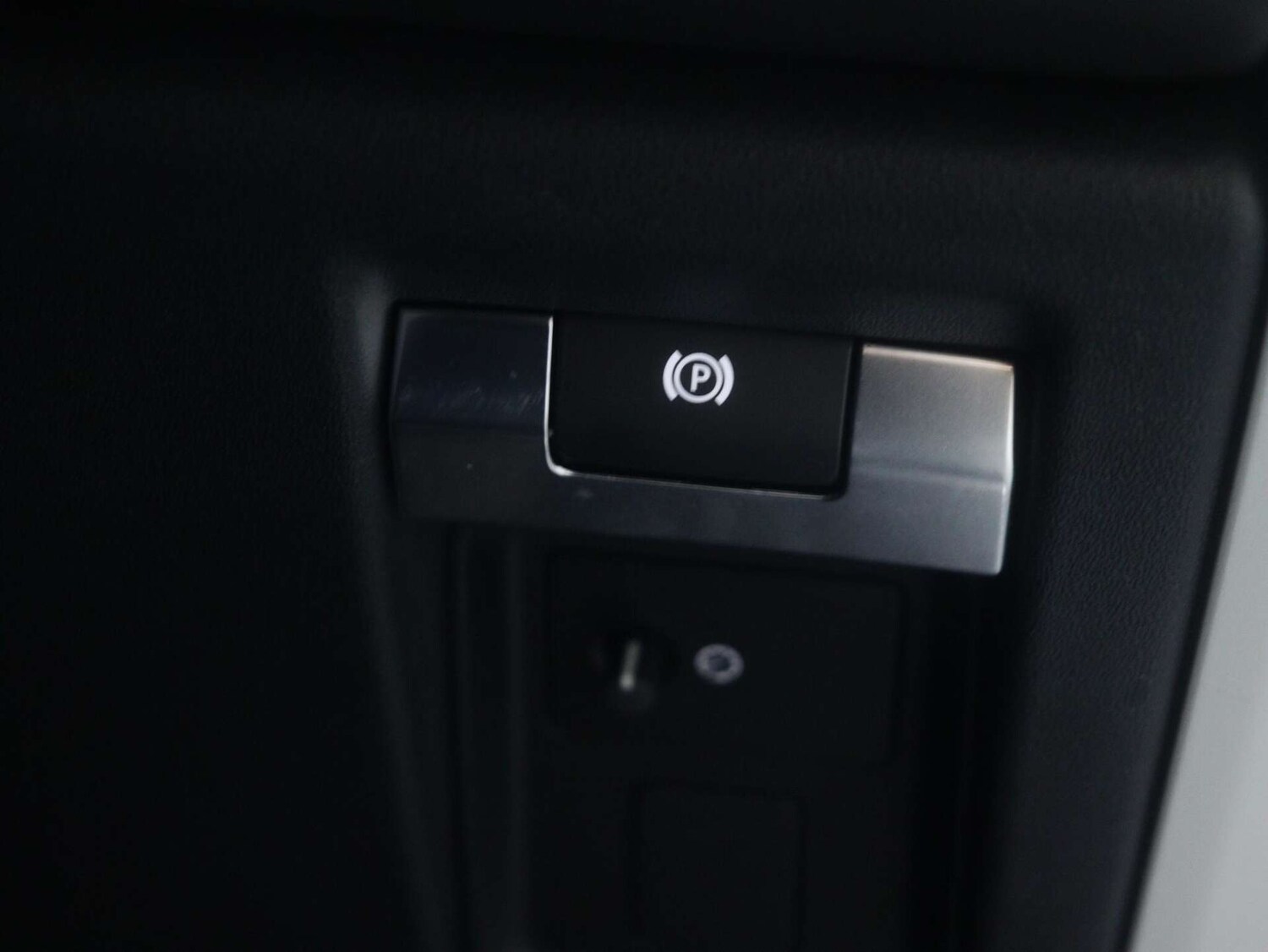 Used Land Rover Defender 2024 for sale - 77339225: Photo 55