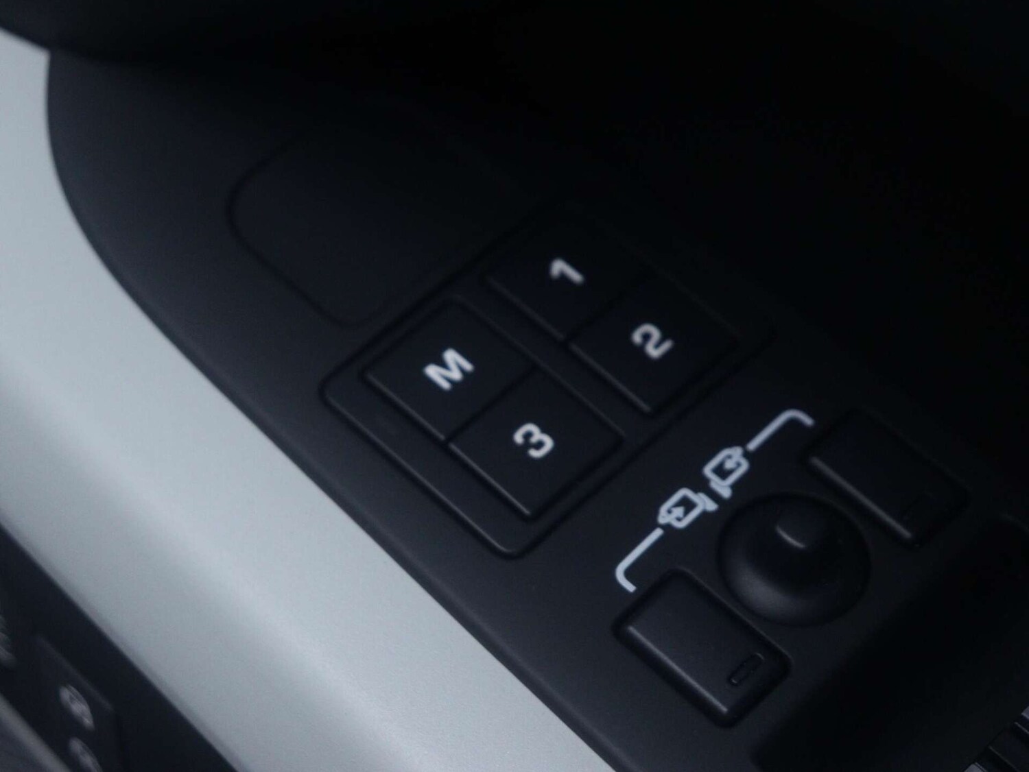 Used Land Rover Defender 2024 for sale - 77339225: Photo 58